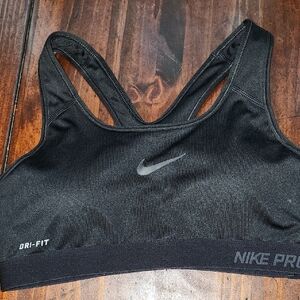 Nike Pro Black Sports Bra With Pads Sz M